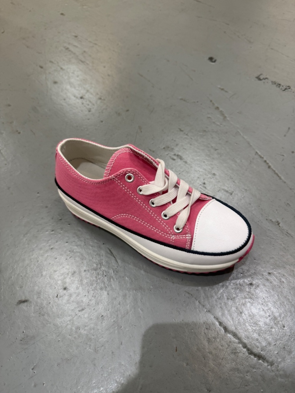 Women's  Slip On Walking Shoes Fashion Low Top Canvas Sneaker
